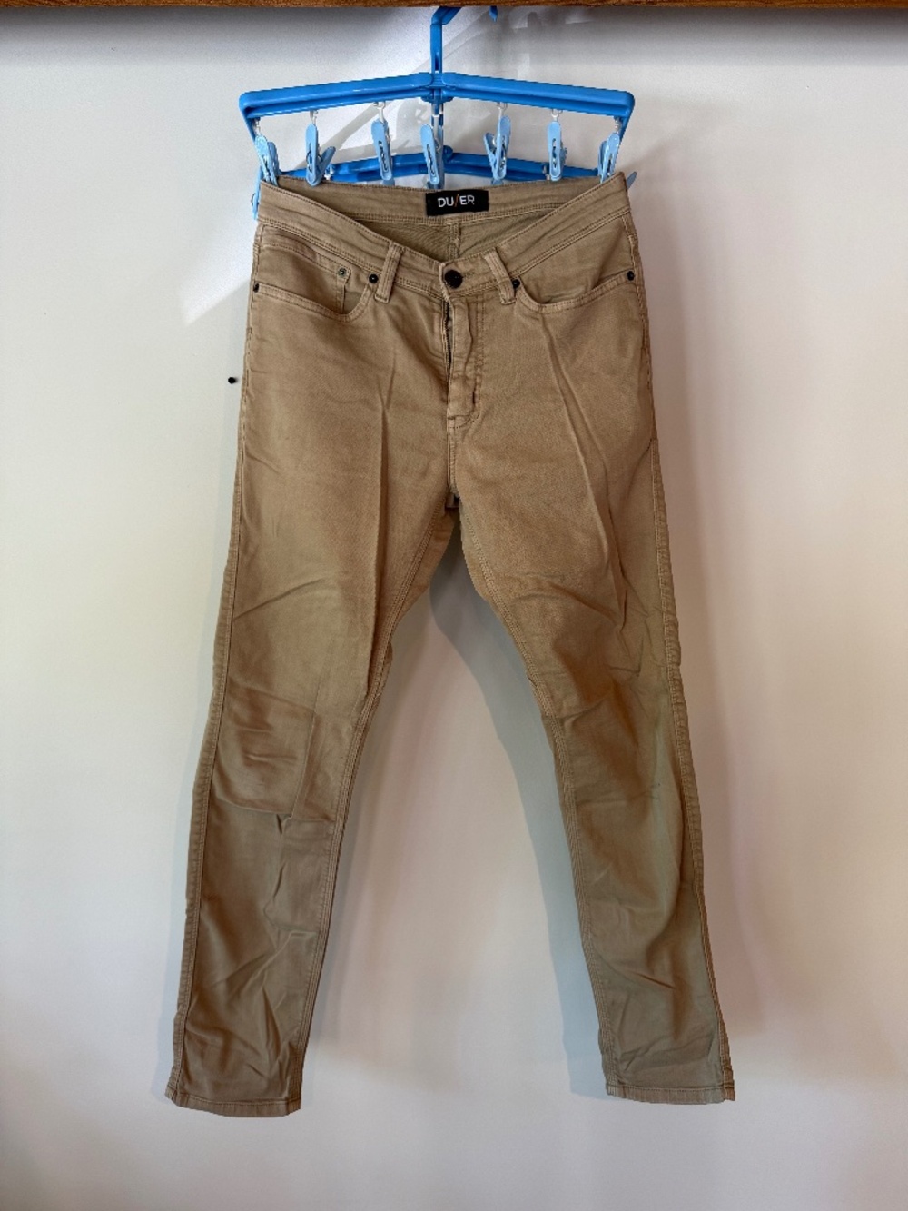 Duer No Sweat Slim in Light Khaki - Size 31 x 32